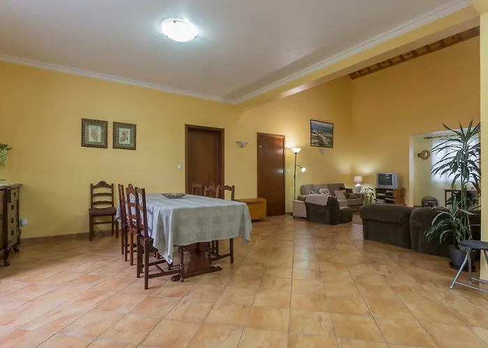 Διαμέρισμα Em Casa Da Avo Ines